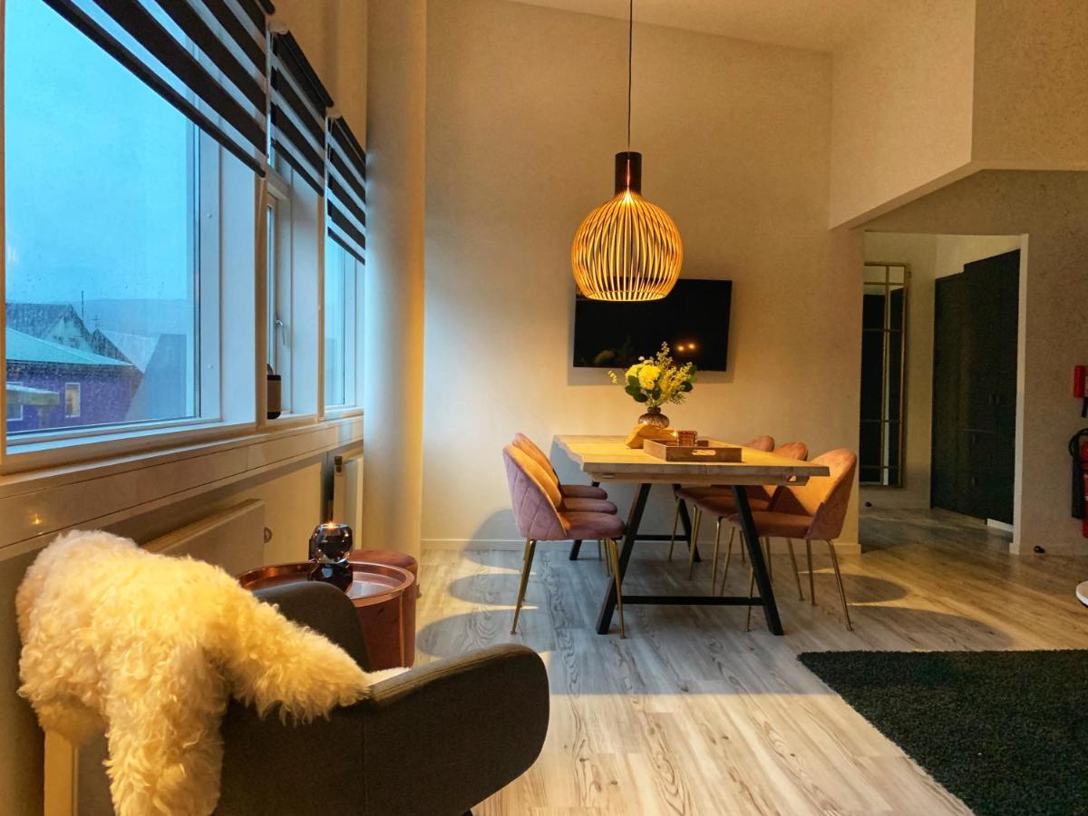Broncks Apartment 1 - Modern 2-Bedroom In The Heart Of Torshavn Exterior photo