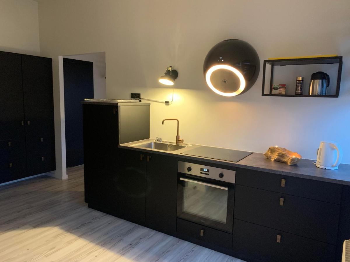 Broncks Apartment 1 - Modern 2-Bedroom In The Heart Of Torshavn Exterior photo