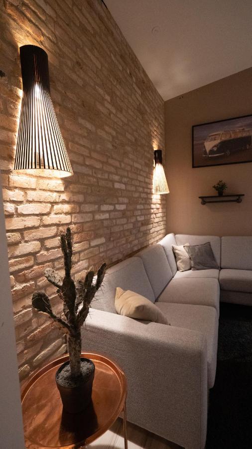 Broncks Apartment 1 - Modern 2-Bedroom In The Heart Of Torshavn Exterior photo